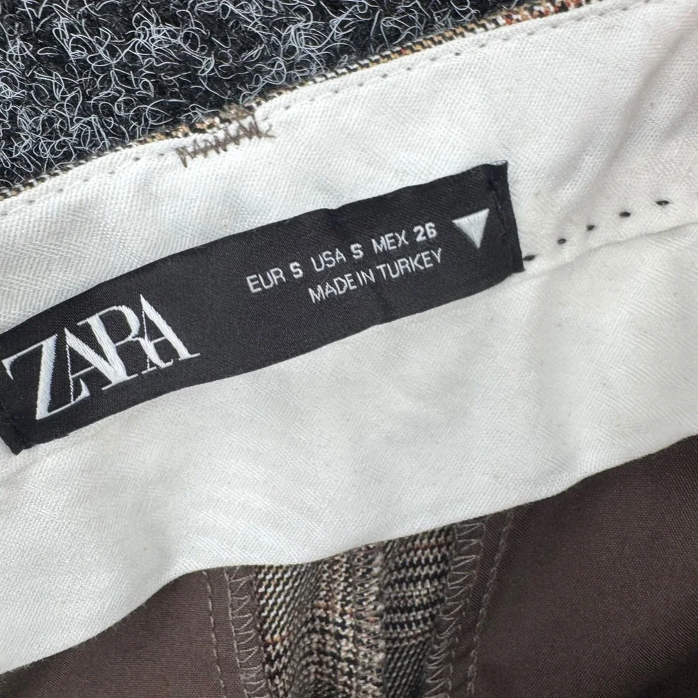 Zara Brown Plaid Wide Leg Pleated Trousers High Waisted Dress Pants Small 26